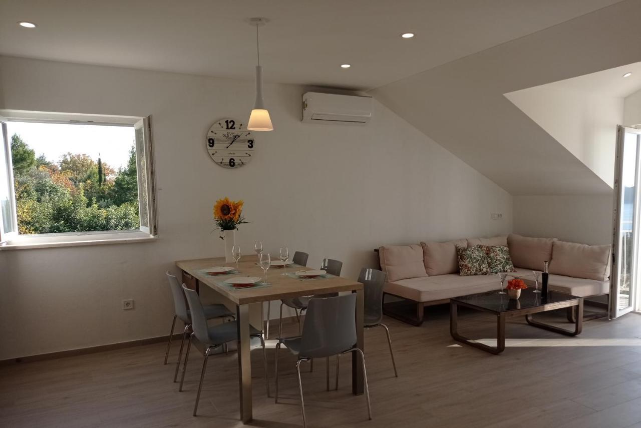Apartment Lucija With Sea View Dubrovnik Kültér fotó