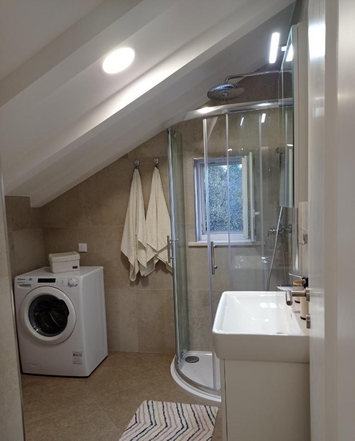 Apartment Lucija With Sea View Dubrovnik Kültér fotó